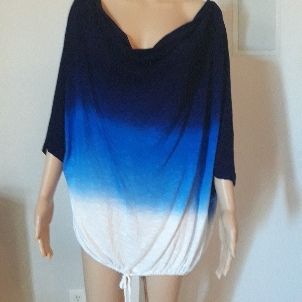 Blouse - Picture 2 of 3